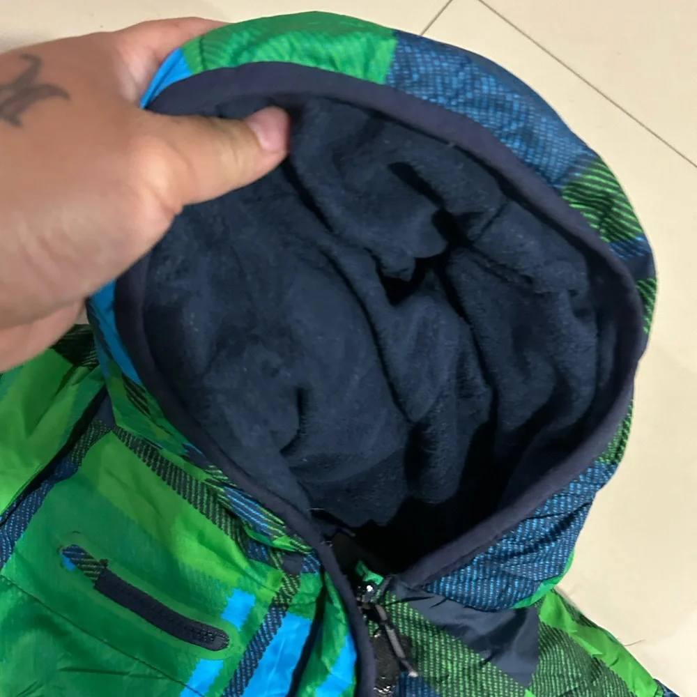 Columbia romper . Used once. Size 9-12 months - Picture 8 of 13